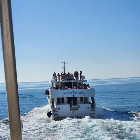 Hébergement de vacances La Caletta Sea & Space Ferienwohnung